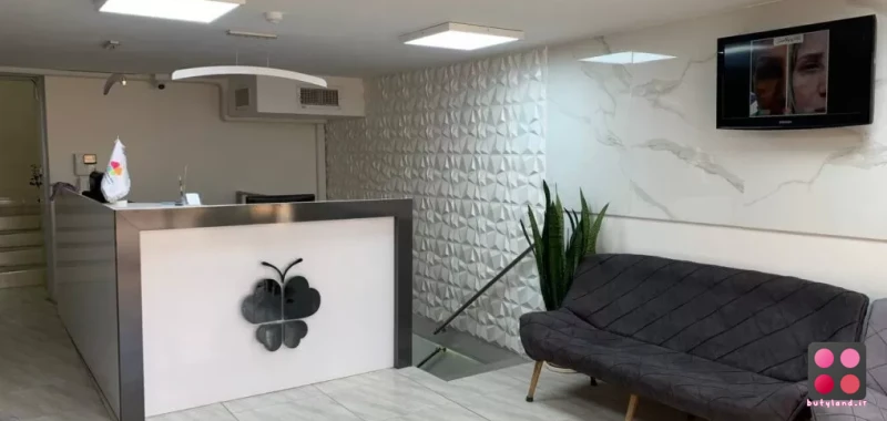 کلینیک تخصصی پوست سینایار (اصفهان)