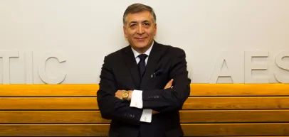 کلینیک زیبایی دکتر فرهاد حافظی (تهران)