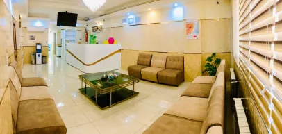 کلینیک دندانپزشکی ترنج​ (تهران)