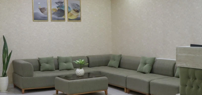 کلینیک تخصصی پوست و مو آفرینش (مشهد)
