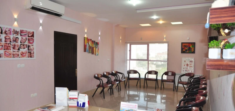 کلینیک دندانپزشکی دکتر تحویلدارنژاد (مشهد)